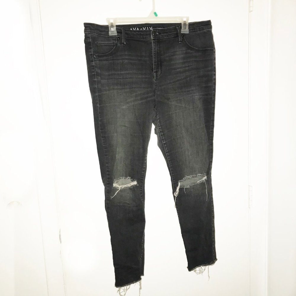 Plus Grey Distressed Jeggings